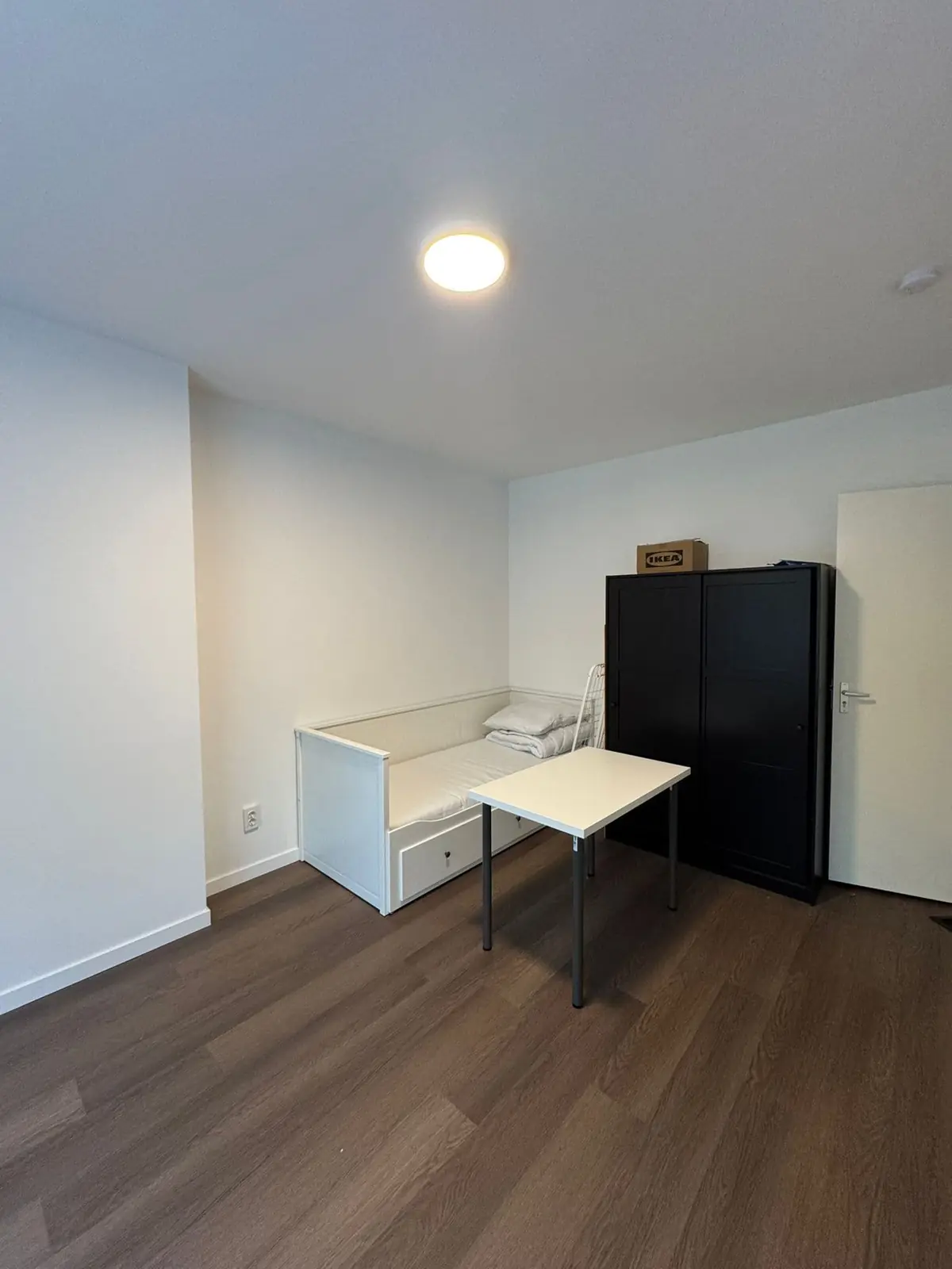Image 1 of 8