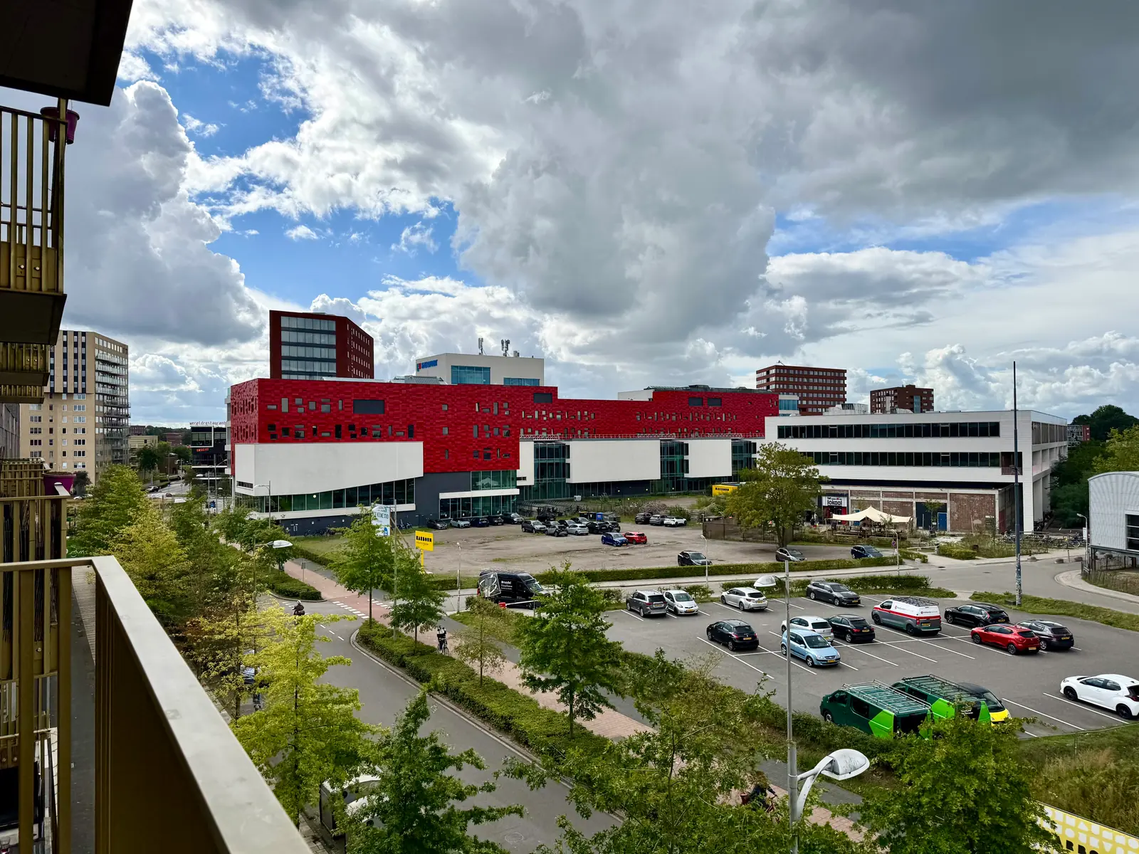 Image 11 of 31