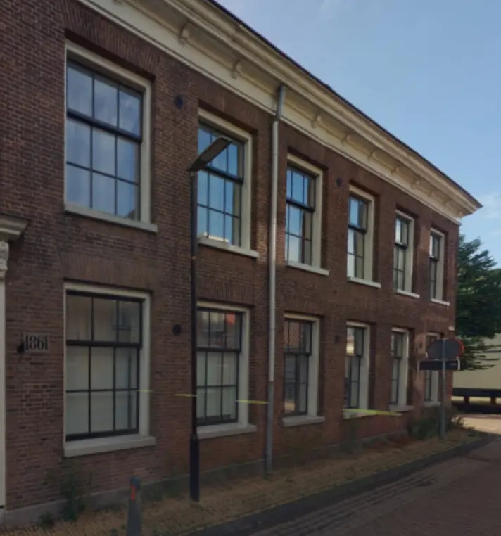 Afbeelding 2 van 3