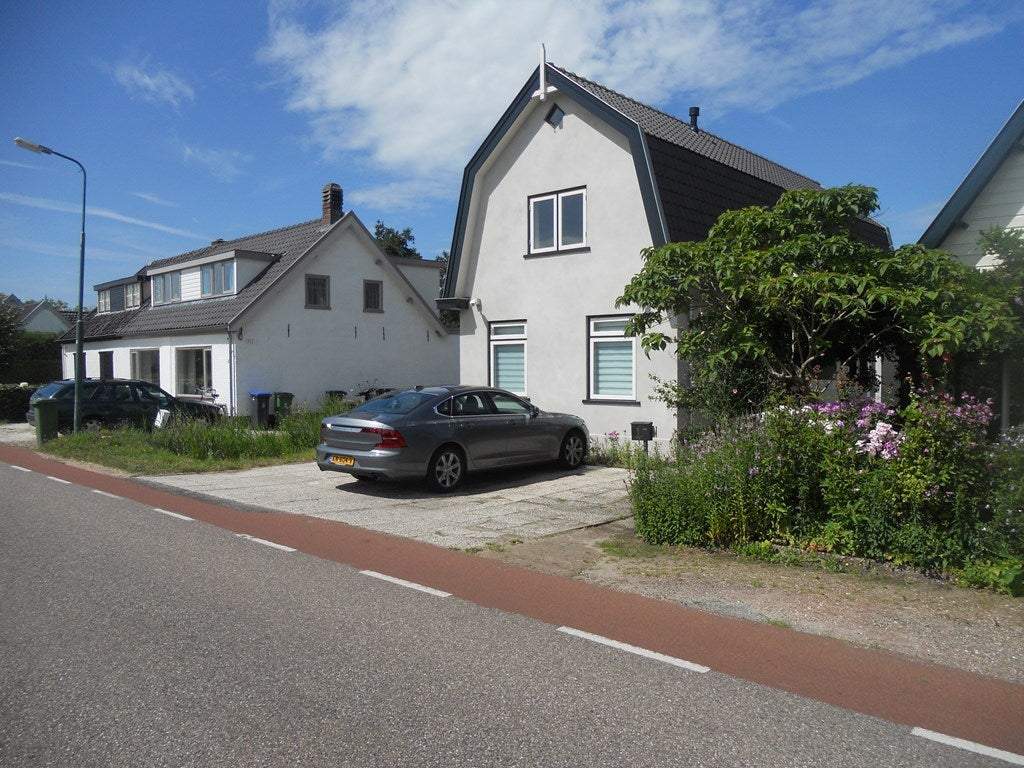 Bild 1 von 25