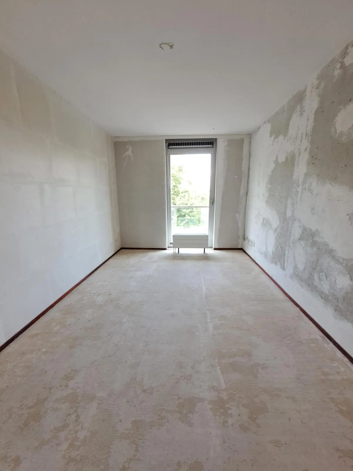 Image 11 of 20