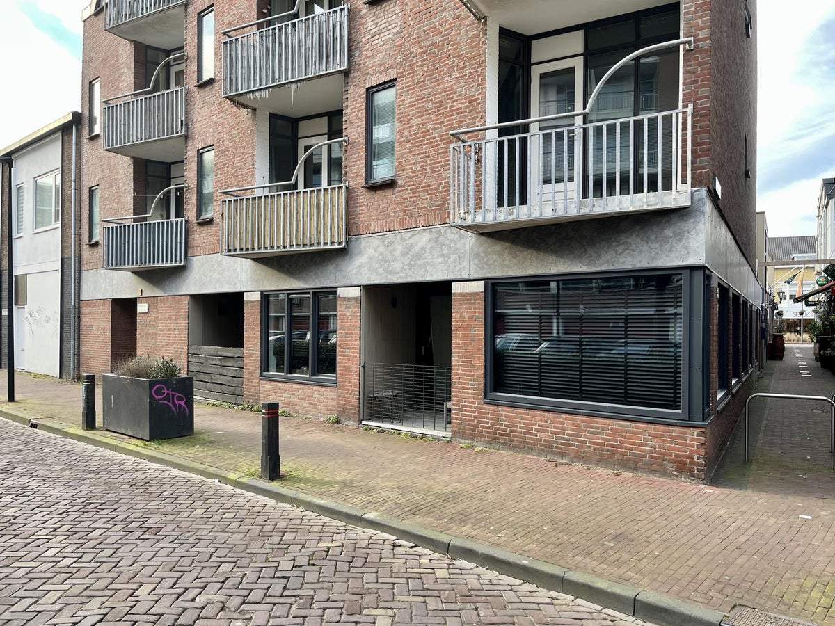 Afbeelding 1 van 26