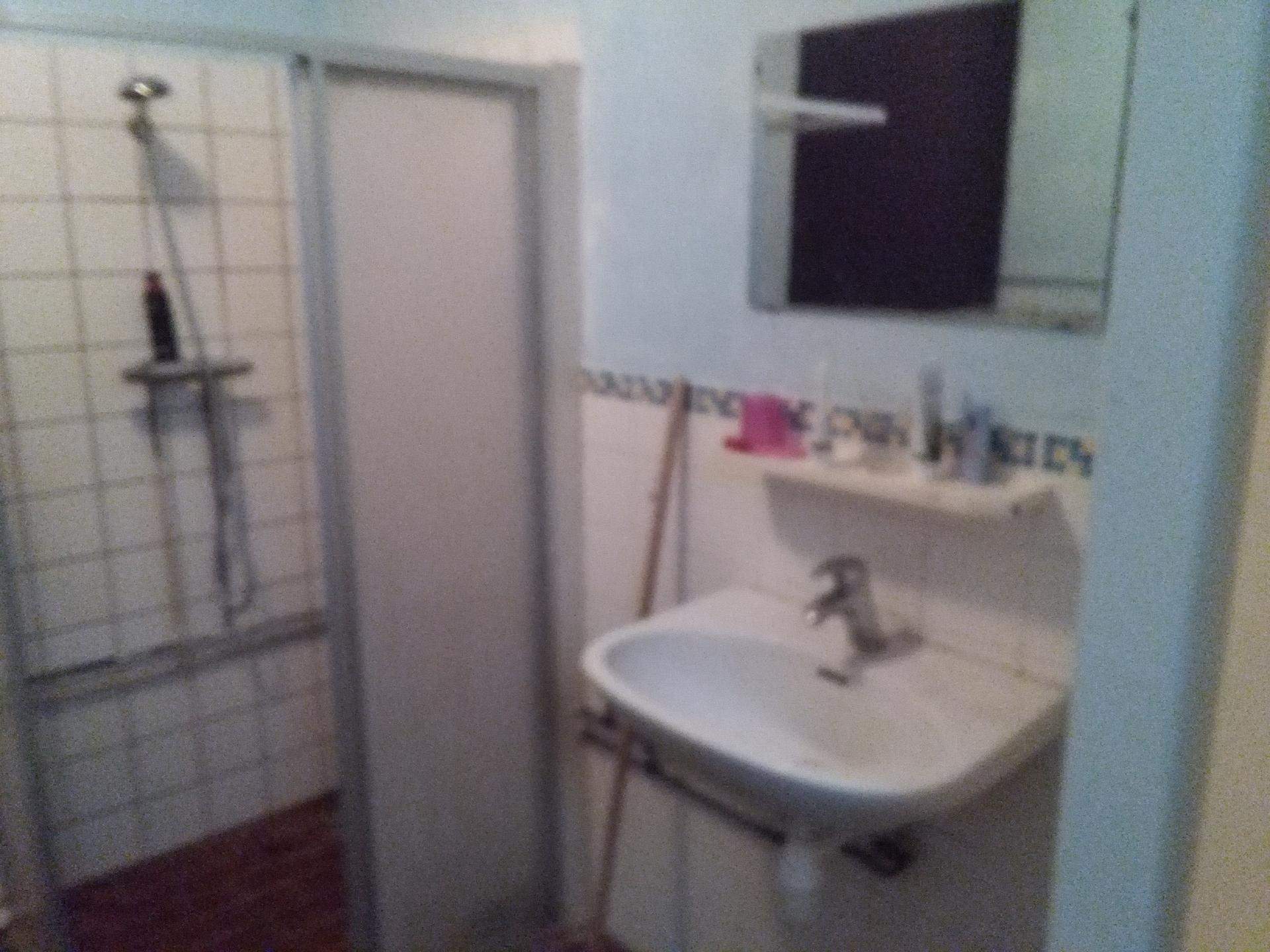Image 3 of 4
