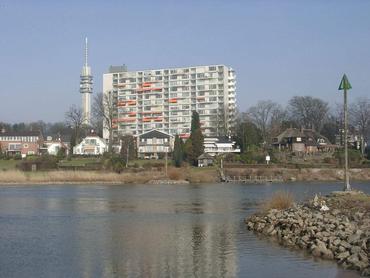 Bild 1 von 30