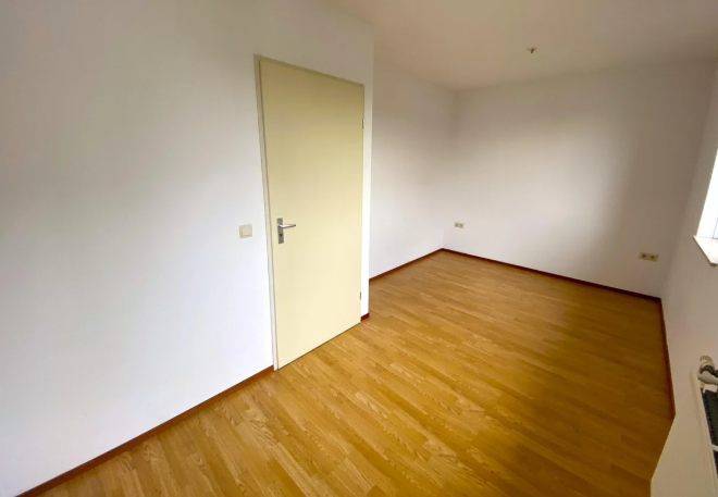 Bild 3 von 10