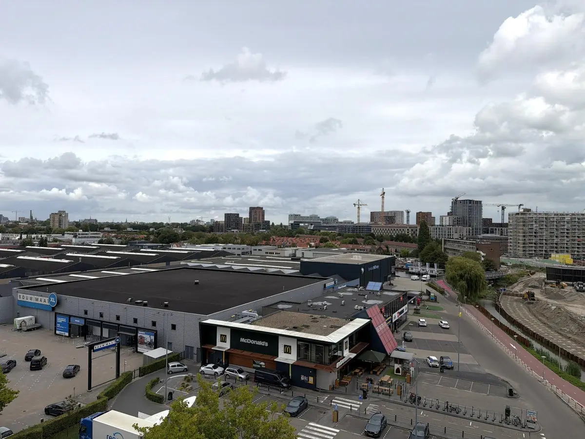Image 22 of 26