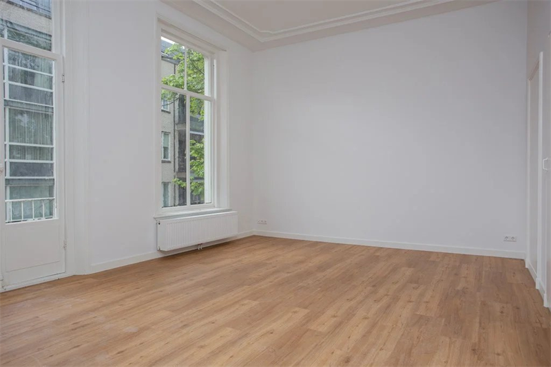 Image 6 of 7