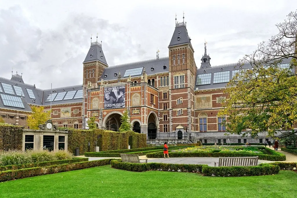 Image 21 of 24