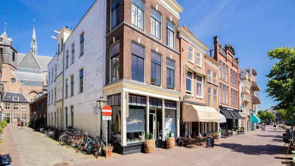 Afbeelding 2 van 28