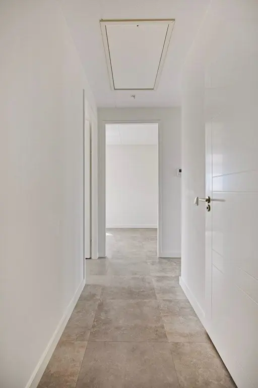 Image 10 of 22