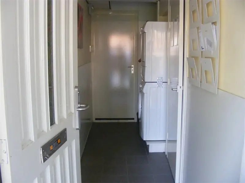 Image 5 of 7