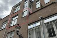 Afbeelding 2 van 2