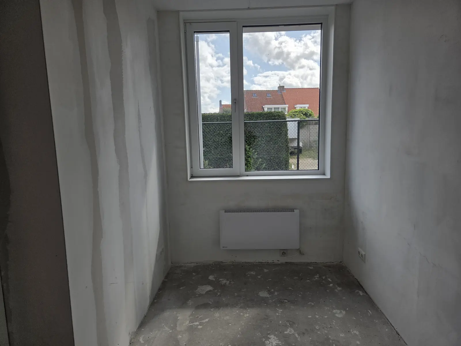 Image 6 of 20
