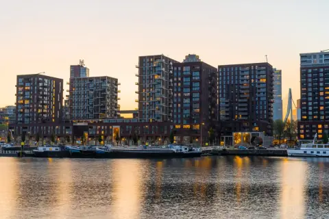 Appartement Brede Hilledijk 428-B, Rotterdam - À louer