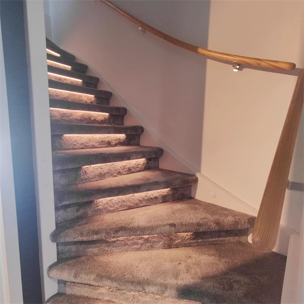 Image 10 of 24