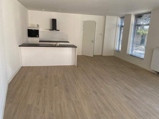 Bild 1 von 18