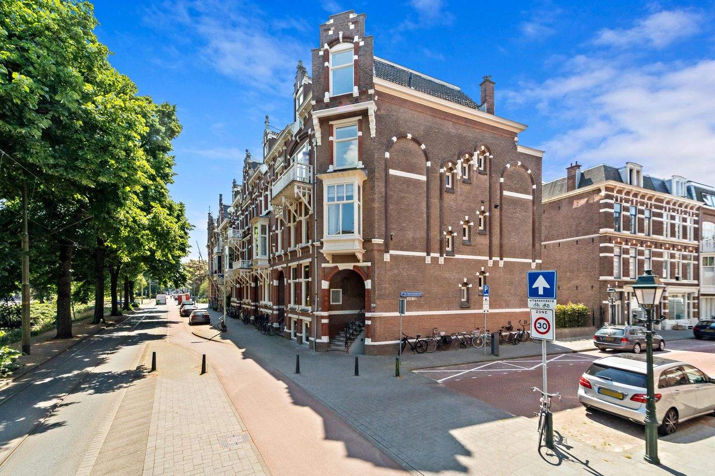 Afbeelding 1 van 12