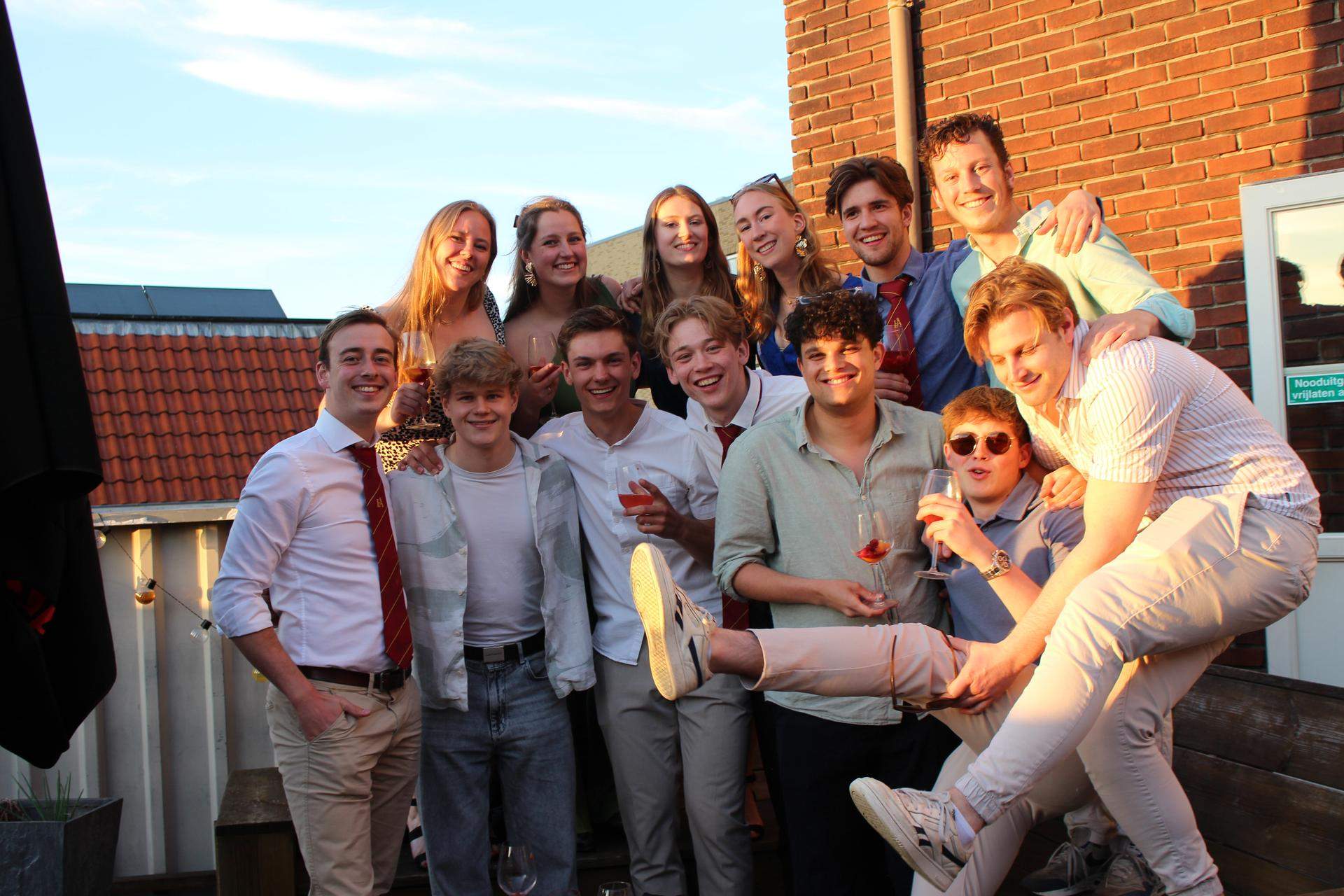 Afbeelding 1 van 9