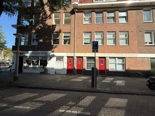 Afbeelding 1 van 16