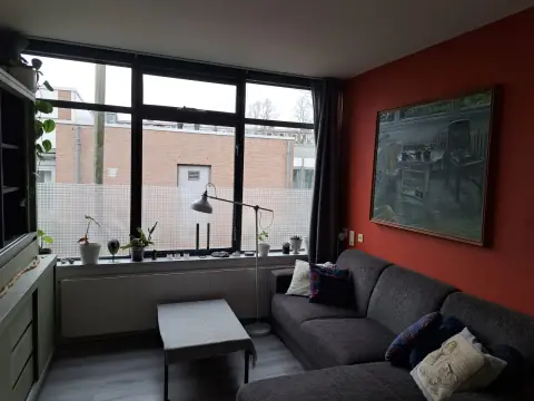 Appartement étudiant indépendant Clara van Sparwoudestraat, Delft - À louer
