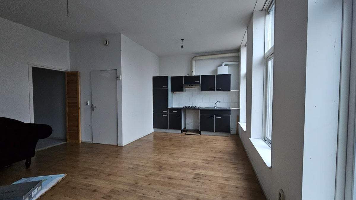 Bild 2 von 6