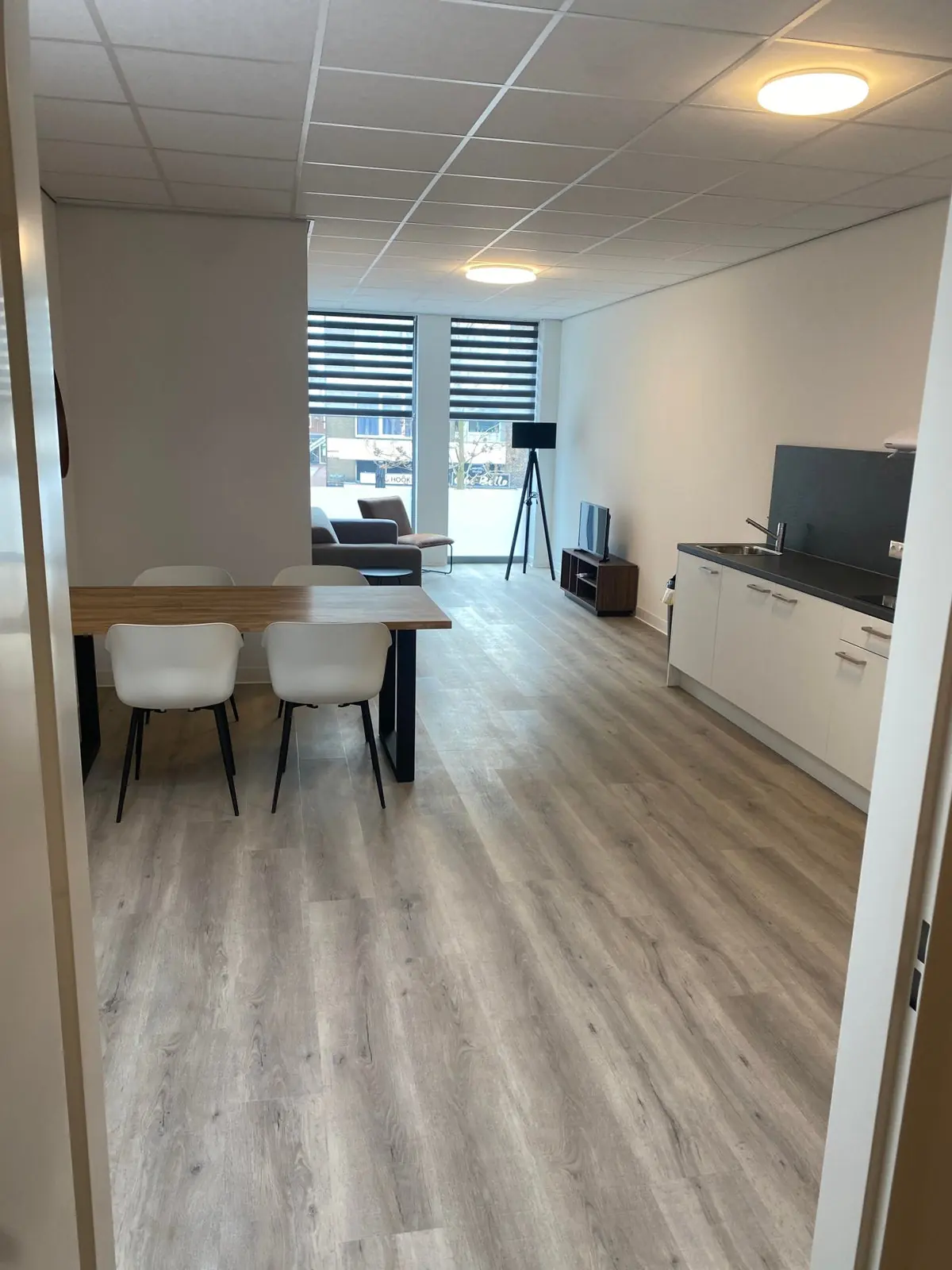 Image 11 of 25