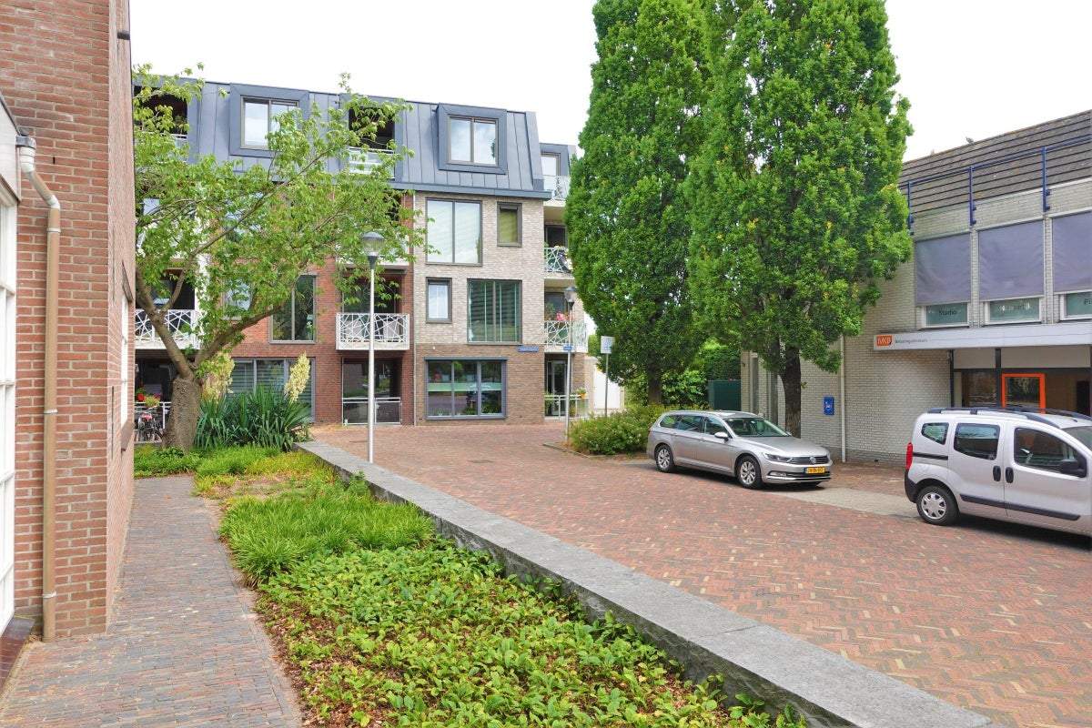 Afbeelding 1 van 28