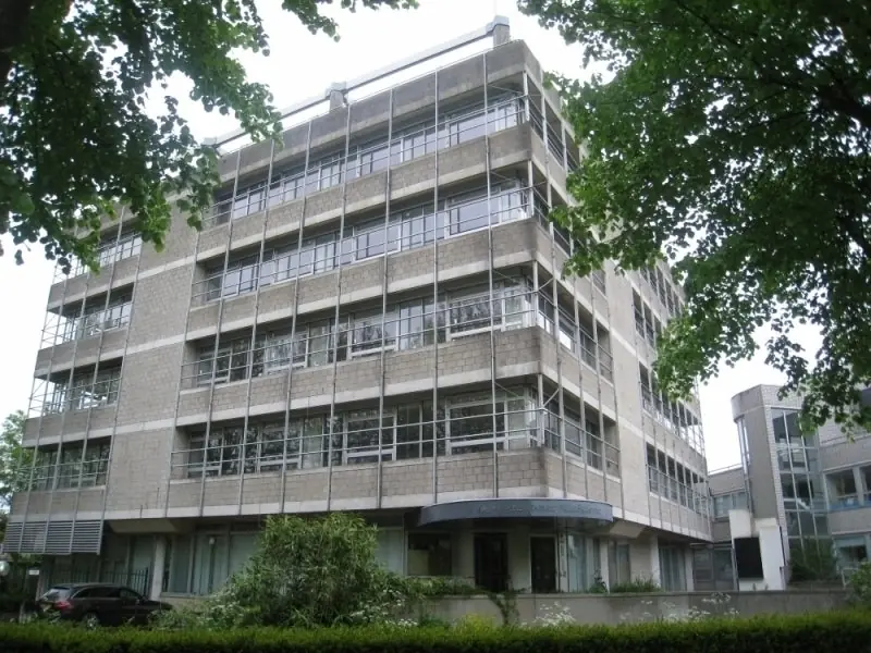 Image 1 of 5