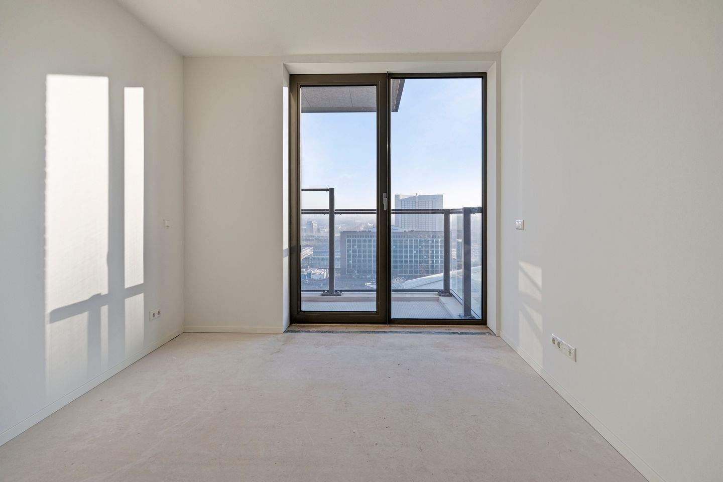 Image 10 of 22