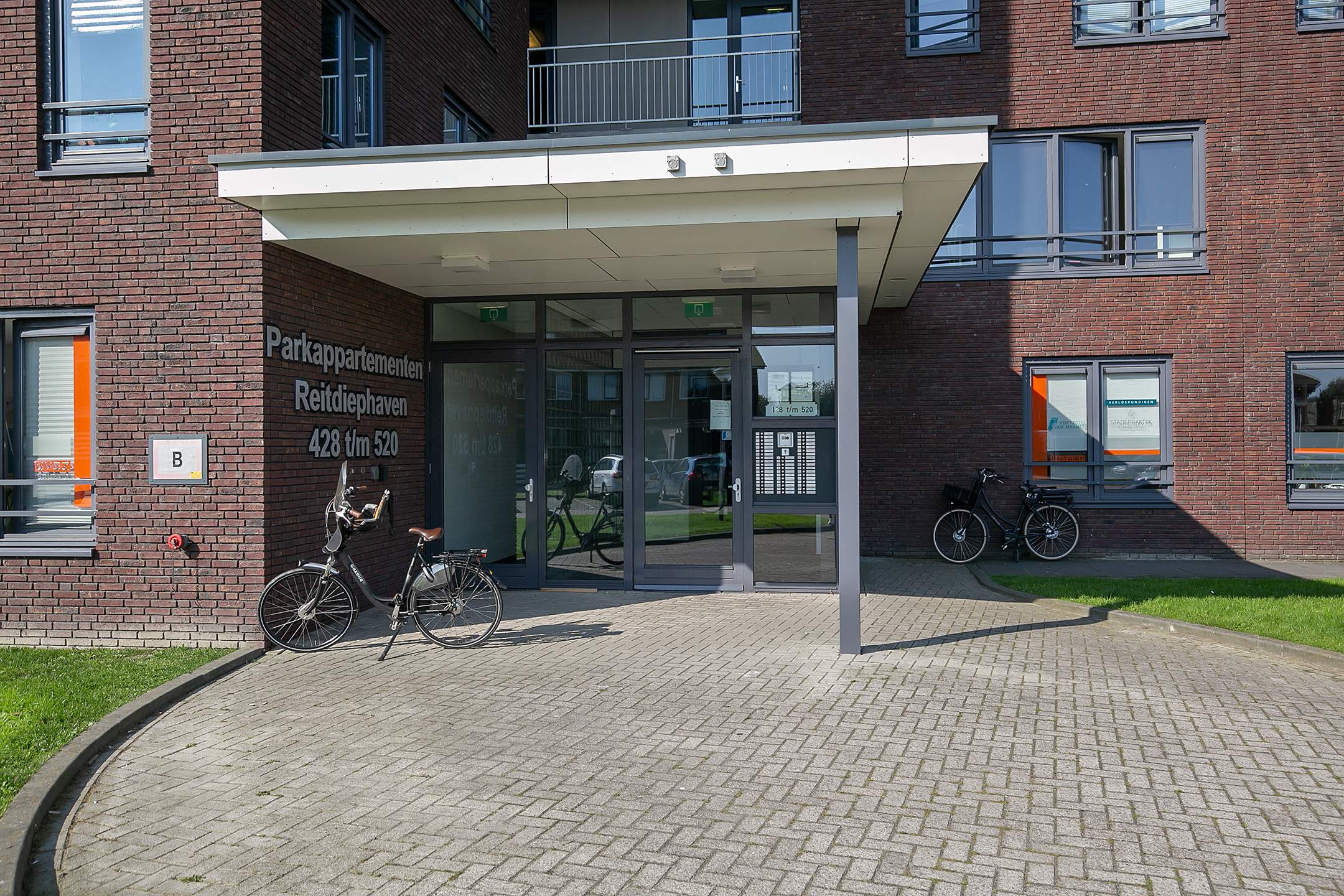 Afbeelding 3 van 33
