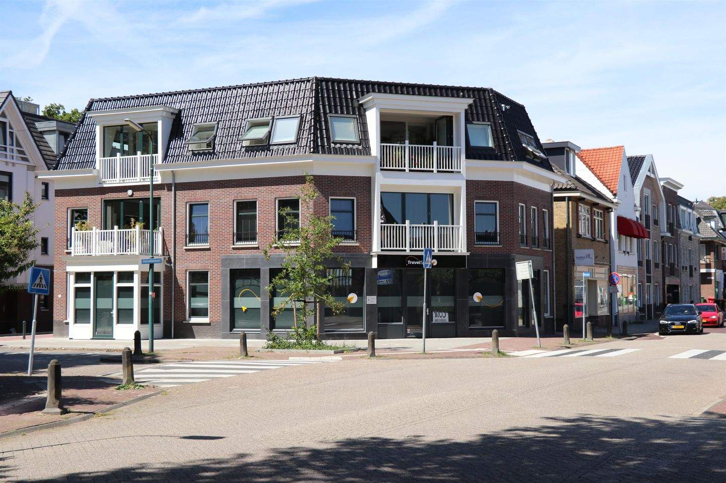 Afbeelding 1 van 6