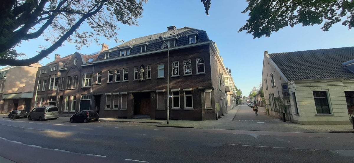 Afbeelding 2 van 13