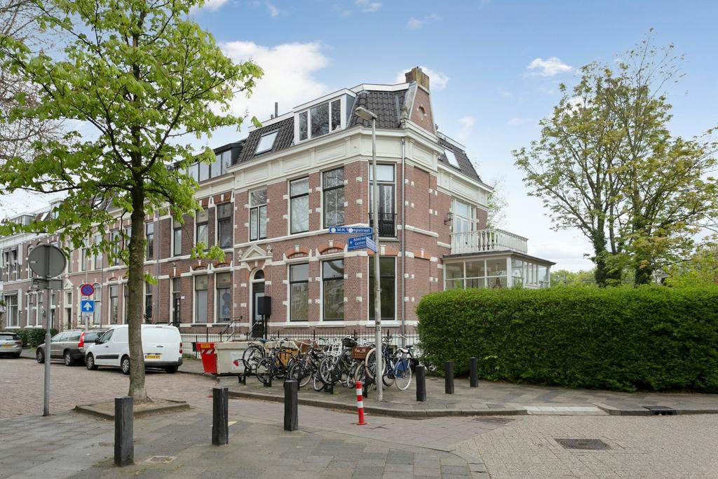 Afbeelding 1 van 16