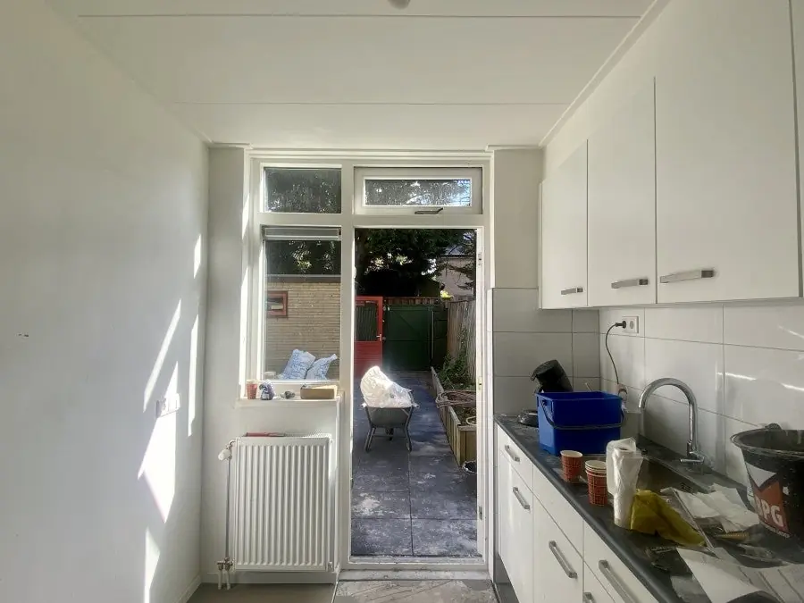 Image 4 of 15