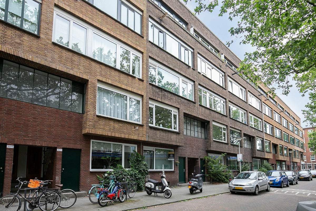 Afbeelding 2 van 16