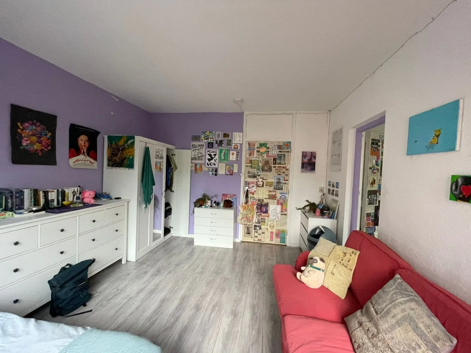 Image 4 of 6