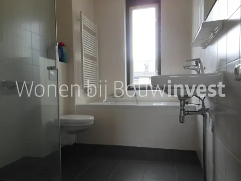 Ambachtlaan 65, Hoogland - Te huur