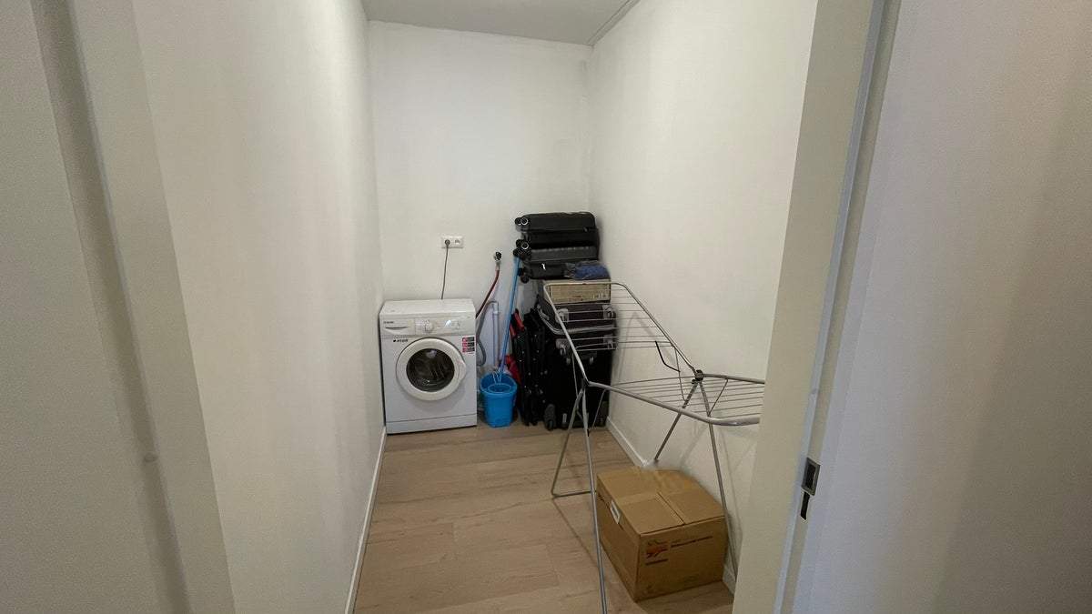 Image 3 of 12