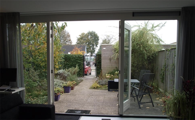 Image 4 of 9