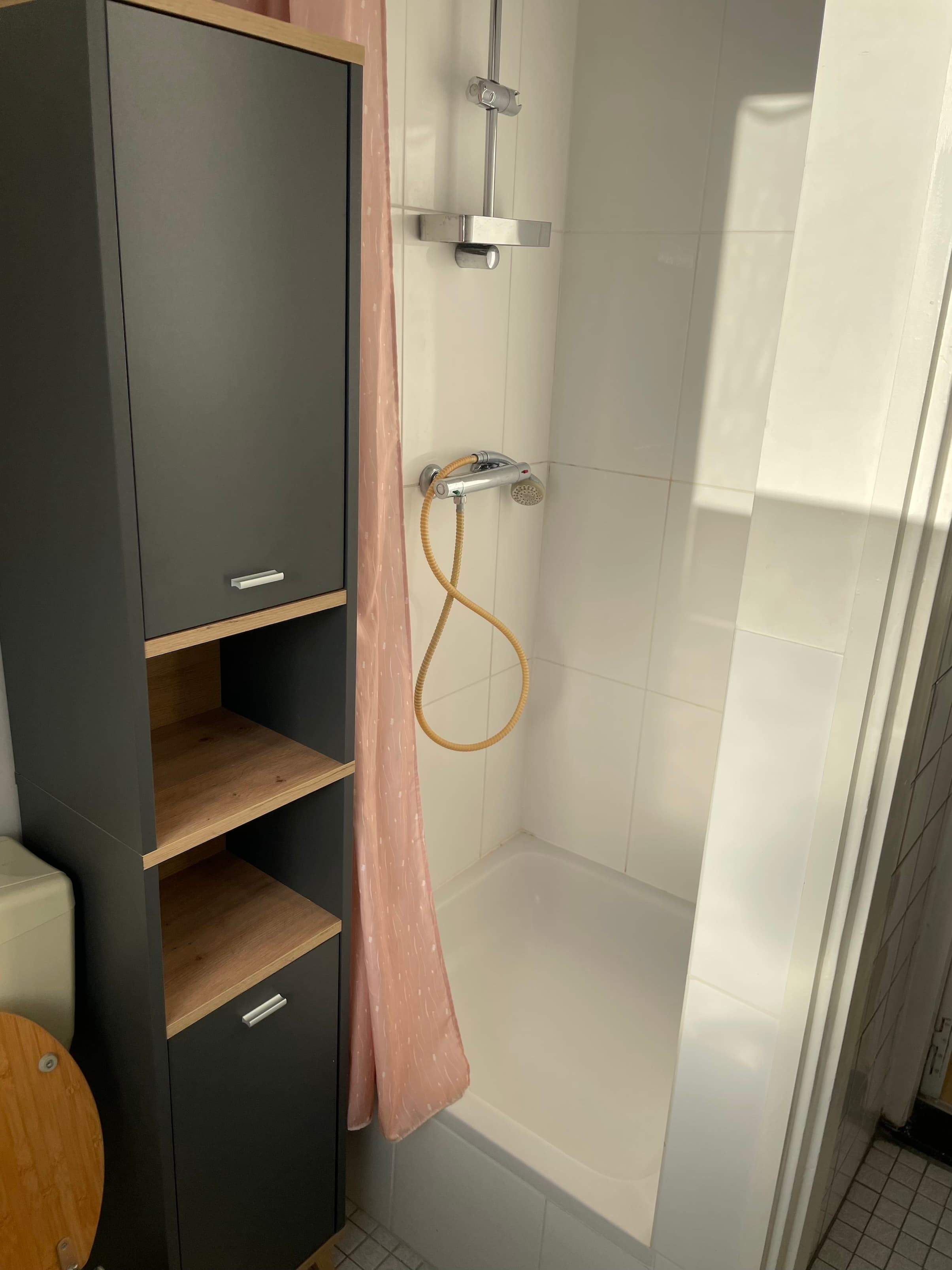 Image 10 of 10