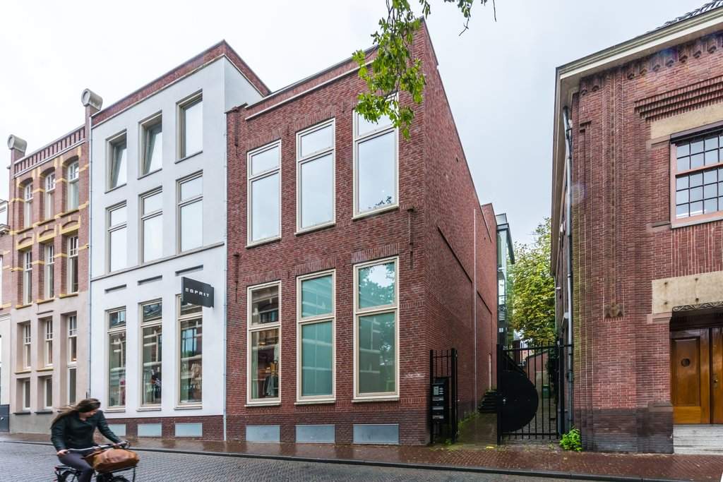 Afbeelding 1 van 12