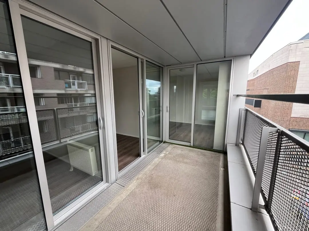 Image 13 sur 27
