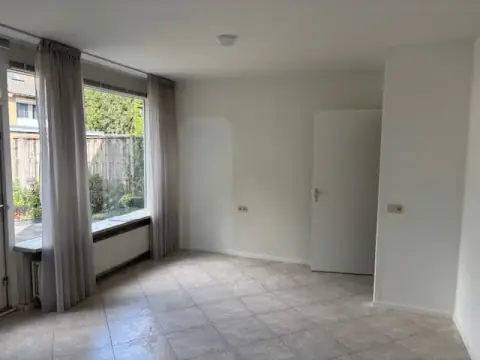 Chambre au rez-de-chaussée à Aldenhof, Nimègue - À louer