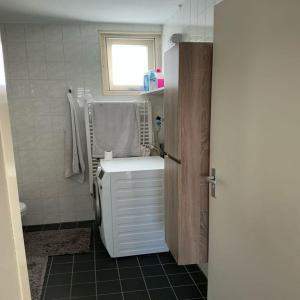 Image 6 of 16