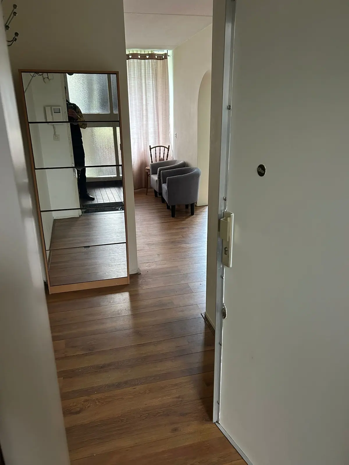 Image 1 of 5