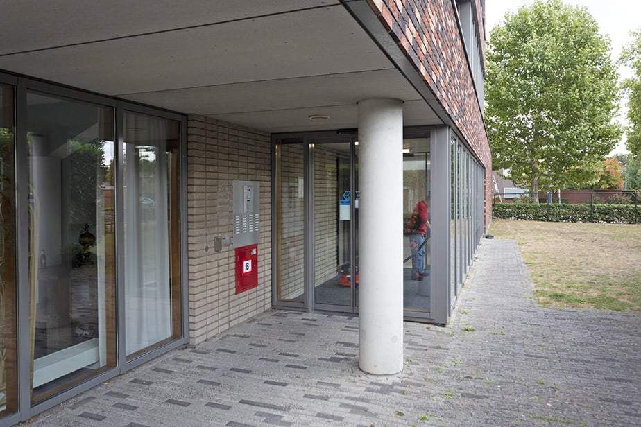 Bild 2 von 4