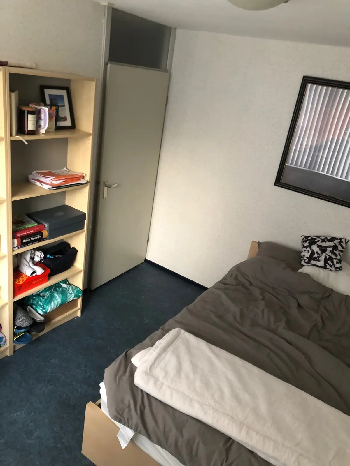 Image 2 of 9