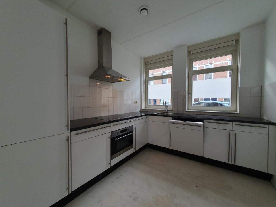 Bild 2 von 18