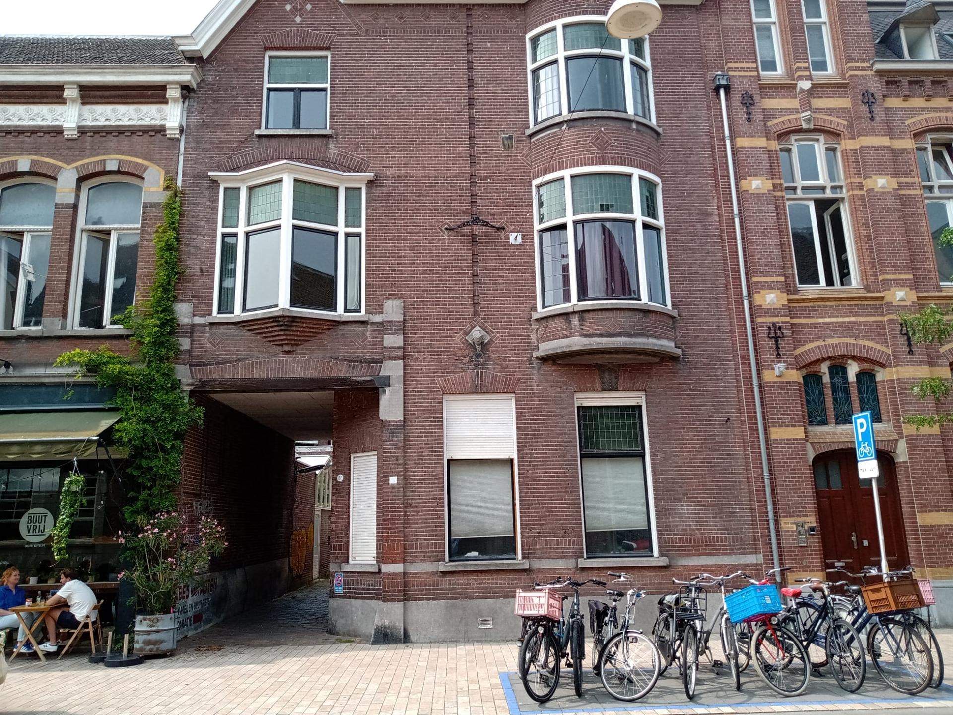 Afbeelding 2 van 3