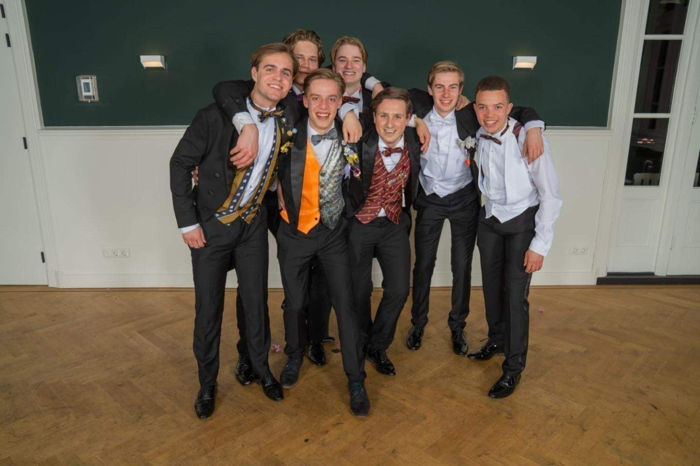 Afbeelding 1 van 7